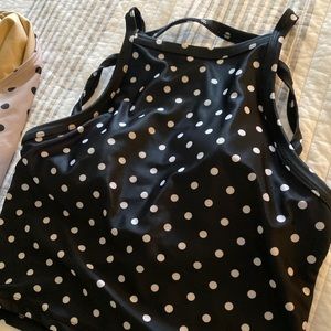 Kortni Jeane square top!